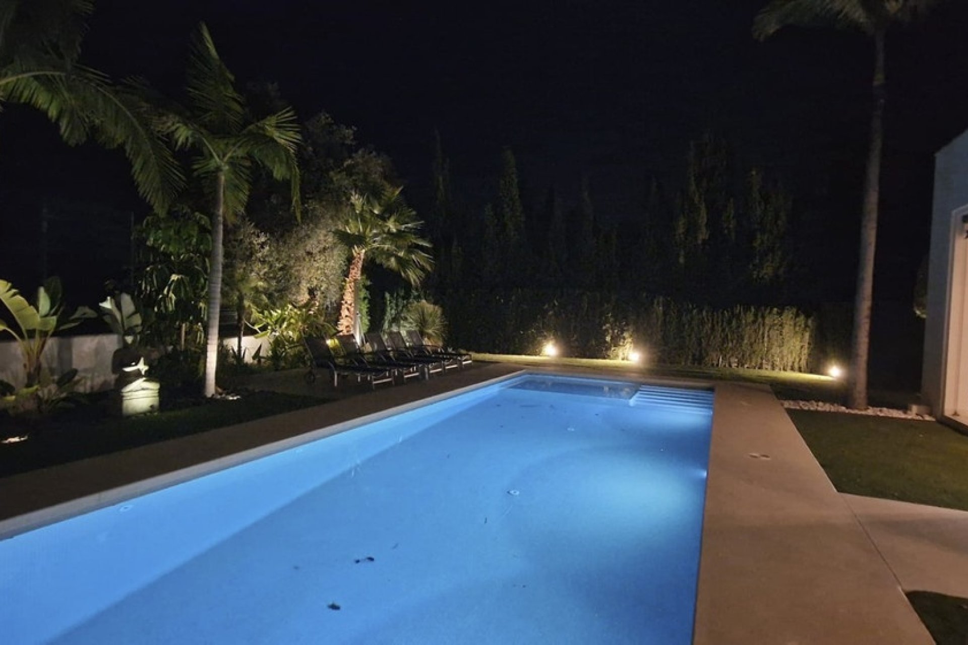 Wiederverkauf - Villa - Marbella - Nueva Andalucía