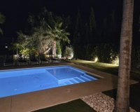 Wiederverkauf - Villa - Marbella - Nueva Andalucía