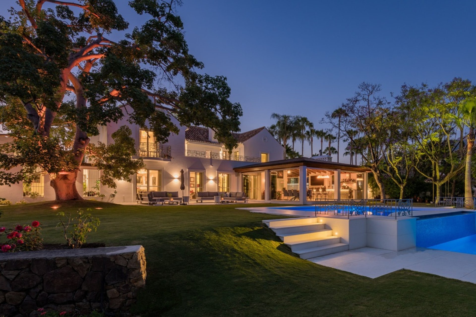 Wiederverkauf - Villa - Marbella - Nueva Andalucía