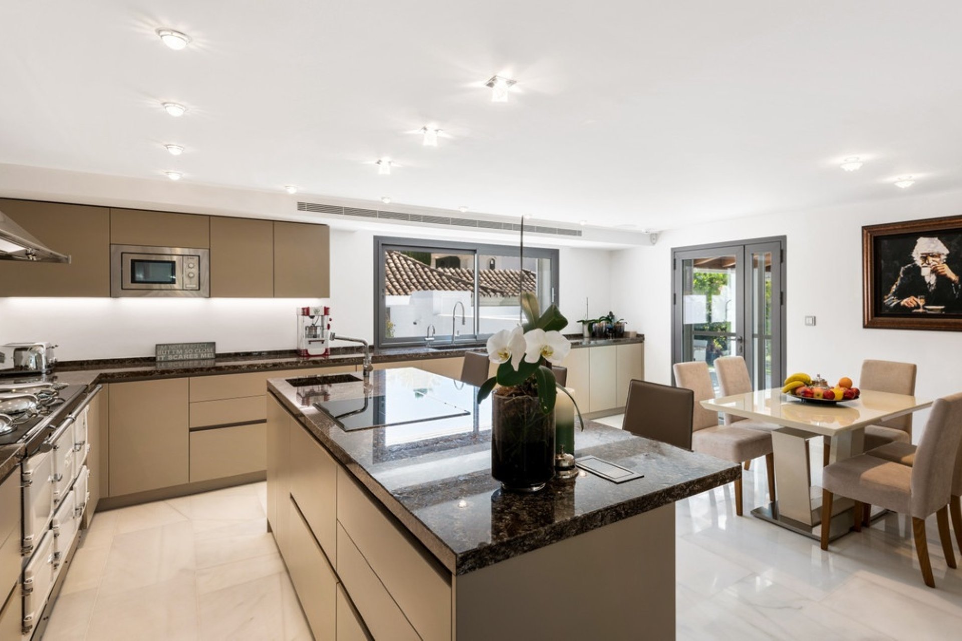 Wiederverkauf - Villa - Marbella - Nueva Andalucía