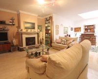 Wiederverkauf - Villa - Marbella - Nueva Andalucía