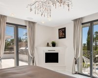 Wiederverkauf - Villa - Marbella - Nueva Andalucía