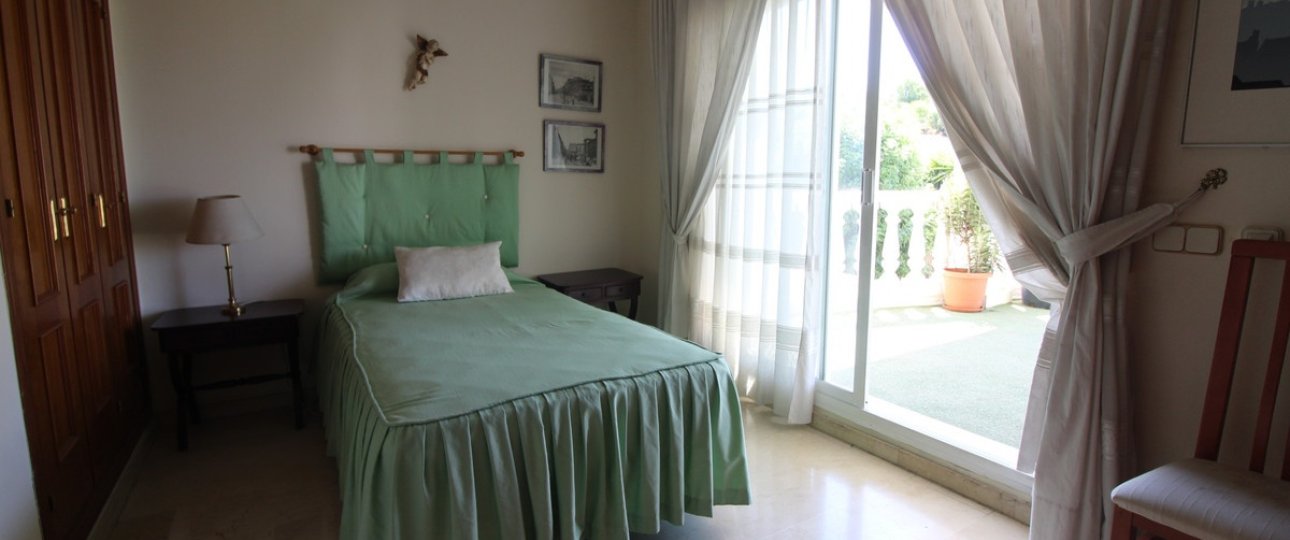 Wiederverkauf - Villa - Marbella - Nueva Andalucía