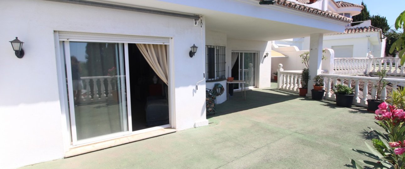Wiederverkauf - Villa - Marbella - Nueva Andalucía
