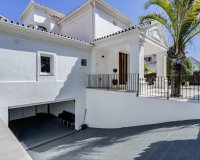 Wiederverkauf - Villa - Marbella - Nueva Andalucía