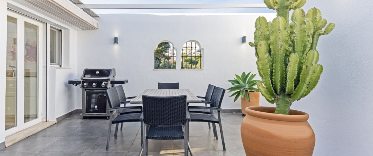 Wiederverkauf - Villa - Marbella - Nueva Andalucía