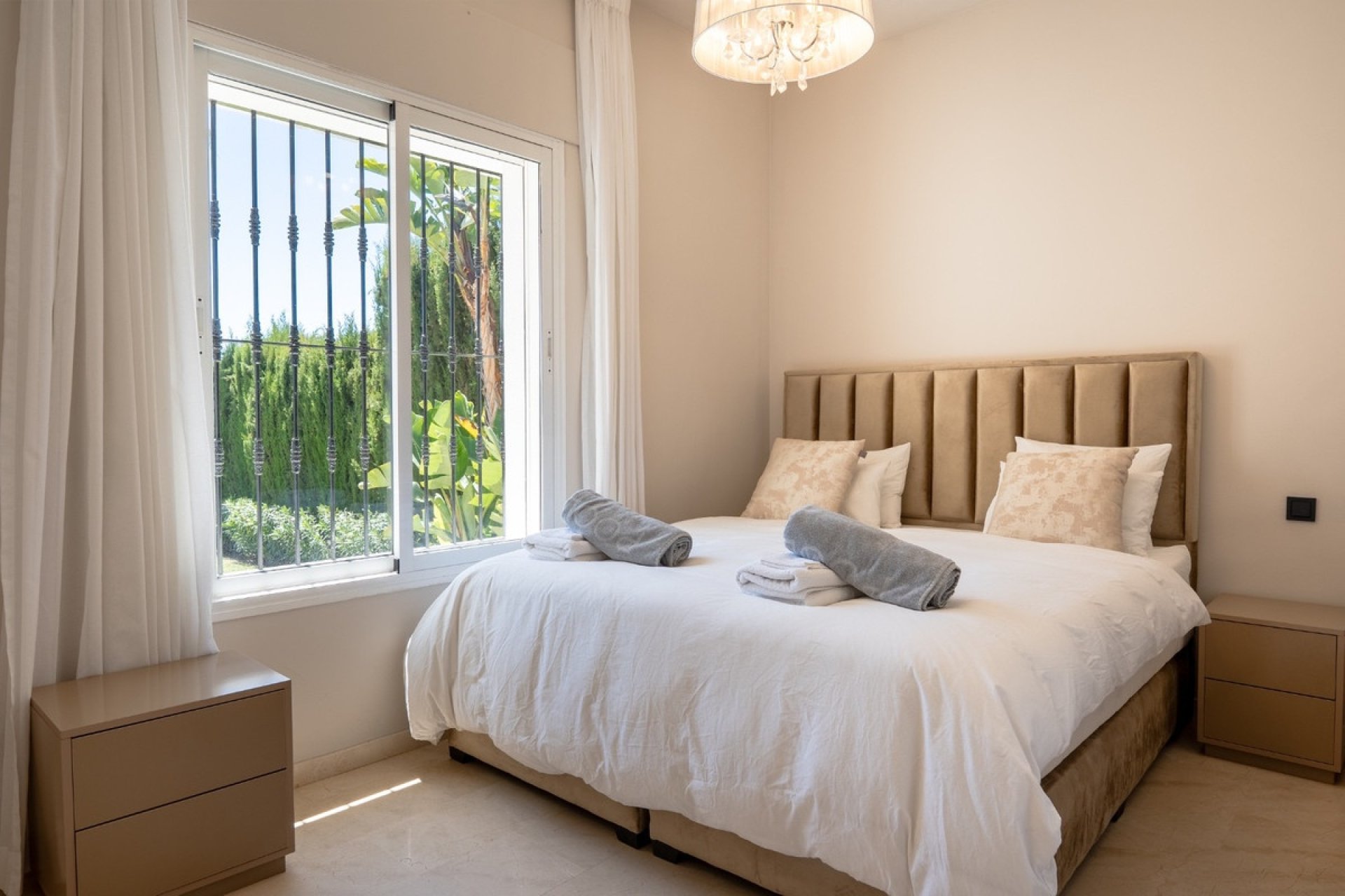Wiederverkauf - Villa - Marbella - Nueva Andalucía