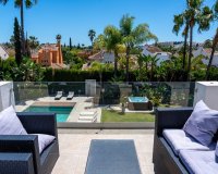 Wiederverkauf - Villa - Marbella - Nueva Andalucía