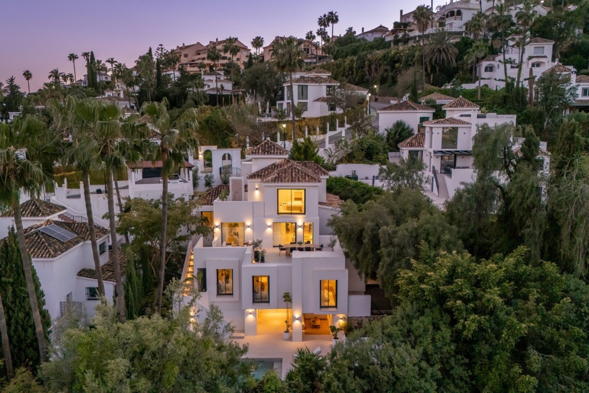 Wiederverkauf - Villa - Marbella - Nueva Andalucía