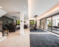 Wiederverkauf - Villa - Marbella - Nueva Andalucía