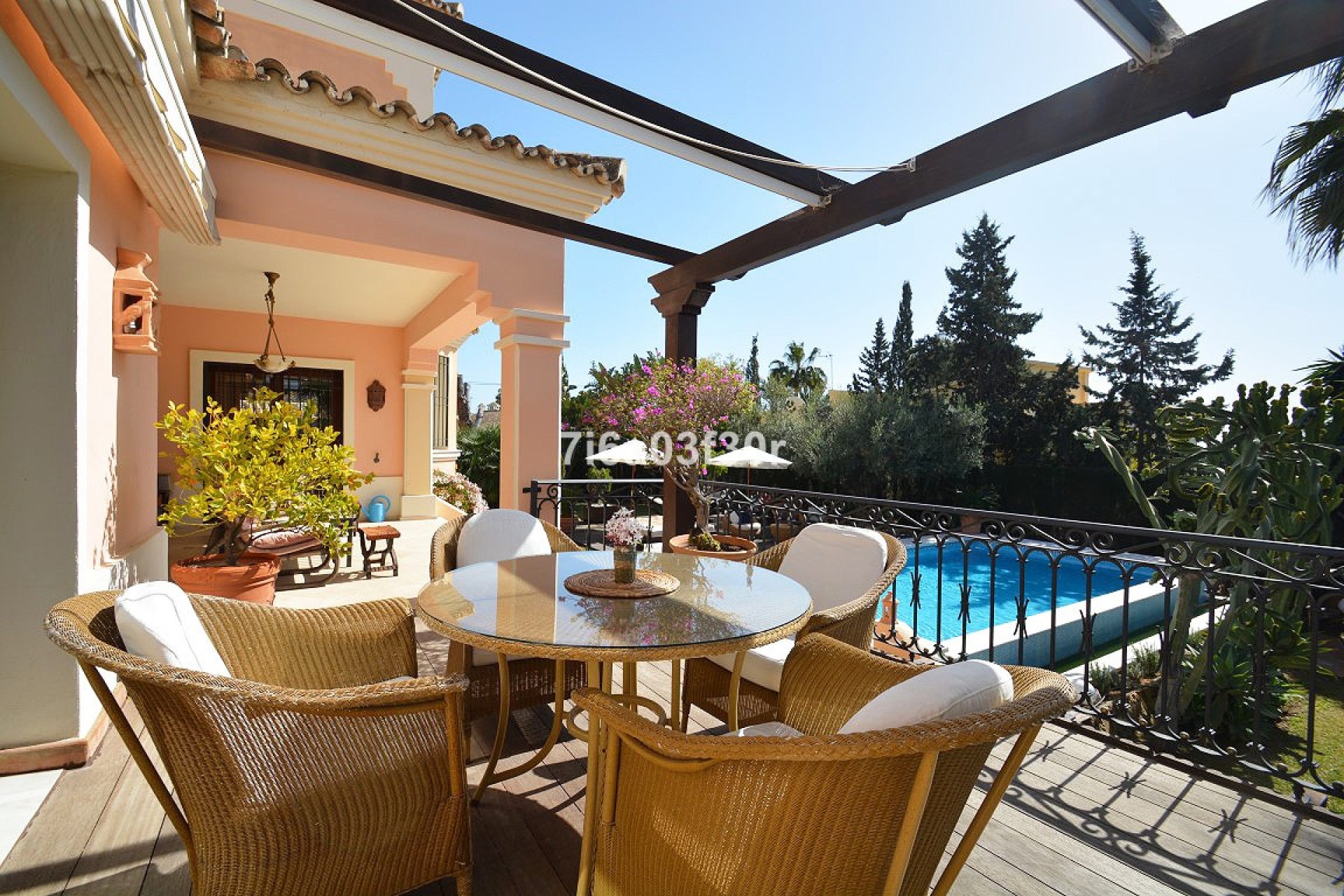 Wiederverkauf - Villa - Marbella - Nueva Andalucía