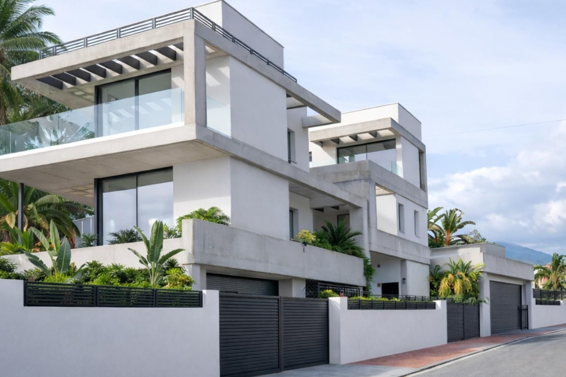 Wiederverkauf - Villa - Marbella - Nueva Andalucía