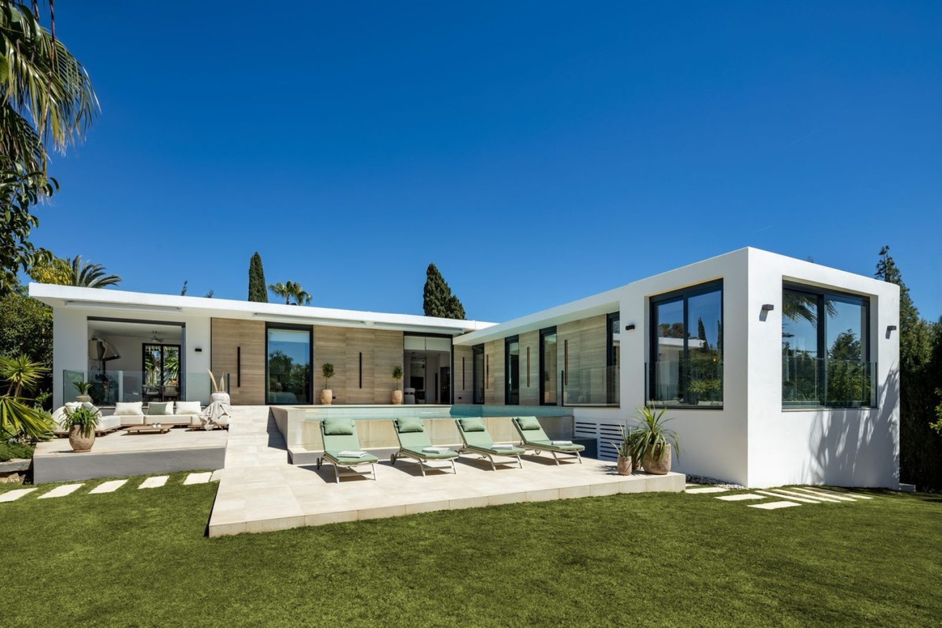 Wiederverkauf - Villa - Marbella - Nueva Andalucía