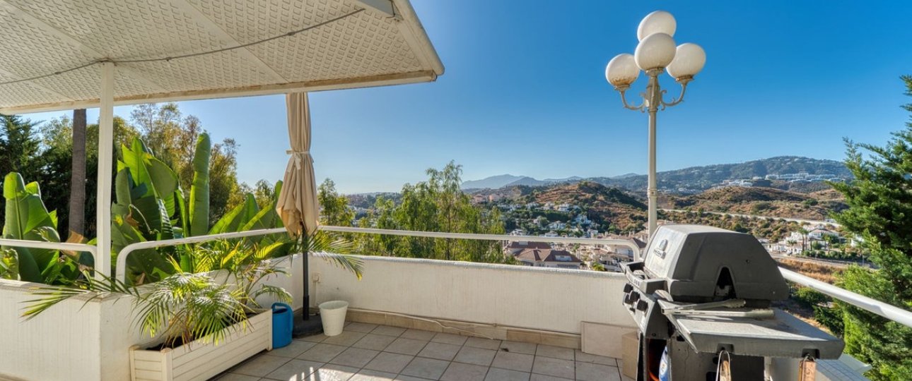 Wiederverkauf - Villa - Marbella - Nueva Andalucía