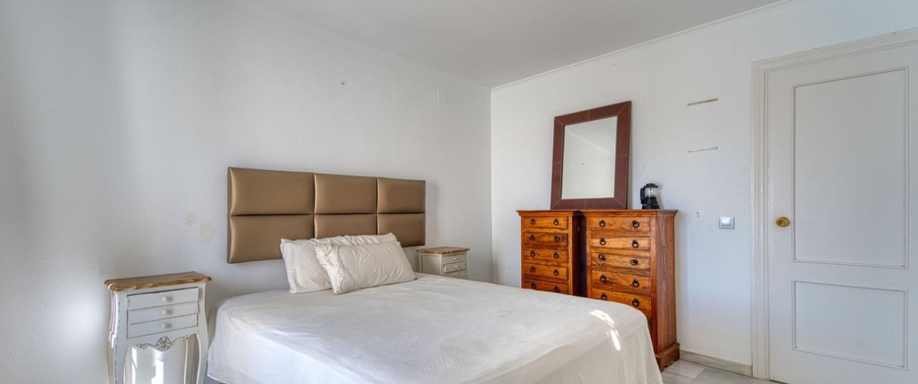Wiederverkauf - Villa - Marbella - Nueva Andalucía