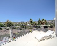 Wiederverkauf - Villa - Marbella - Nueva Andalucía