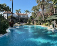 Wiederverkauf - Villa - Marbella - Nueva Andalucía