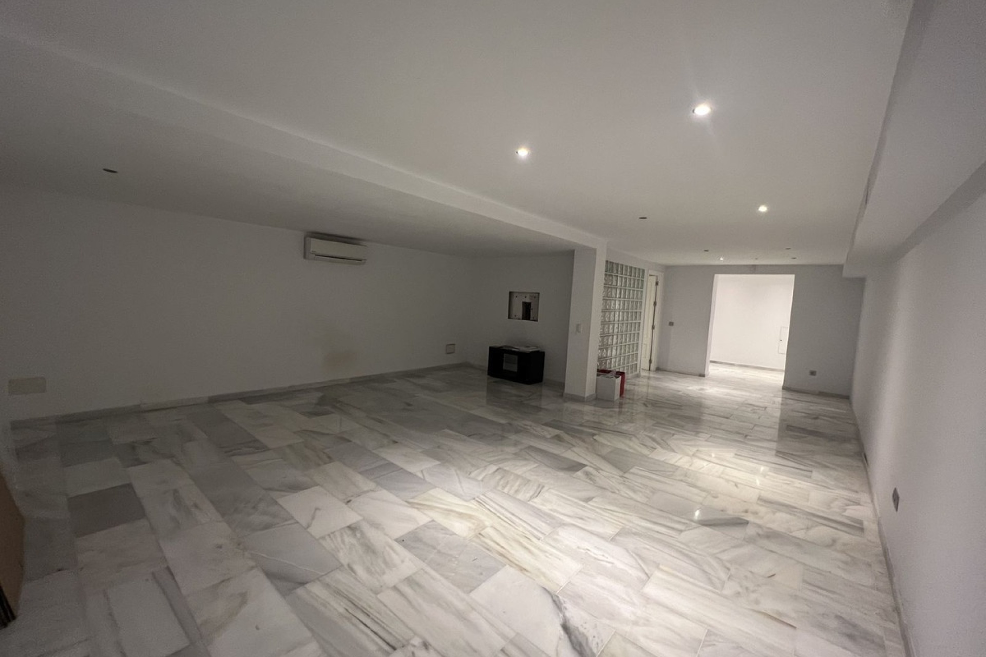 Wiederverkauf - Villa - Marbella - Nueva Andalucía