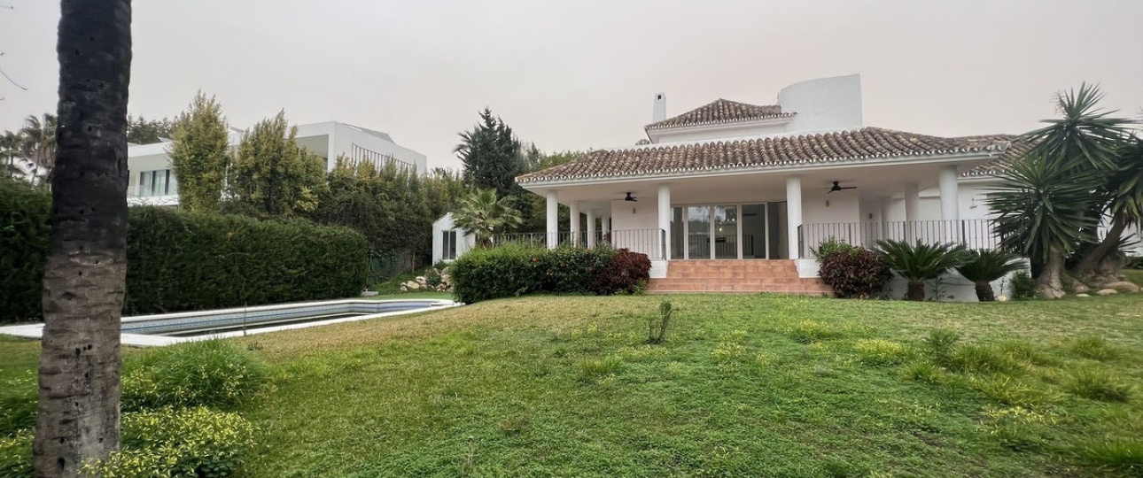 Wiederverkauf - Villa - Marbella - Nueva Andalucía