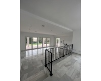 Wiederverkauf - Villa - Marbella - Nueva Andalucía