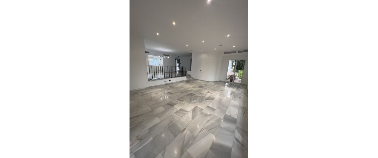 Wiederverkauf - Villa - Marbella - Nueva Andalucía