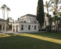 Wiederverkauf - Villa - Marbella - Nueva Andalucía