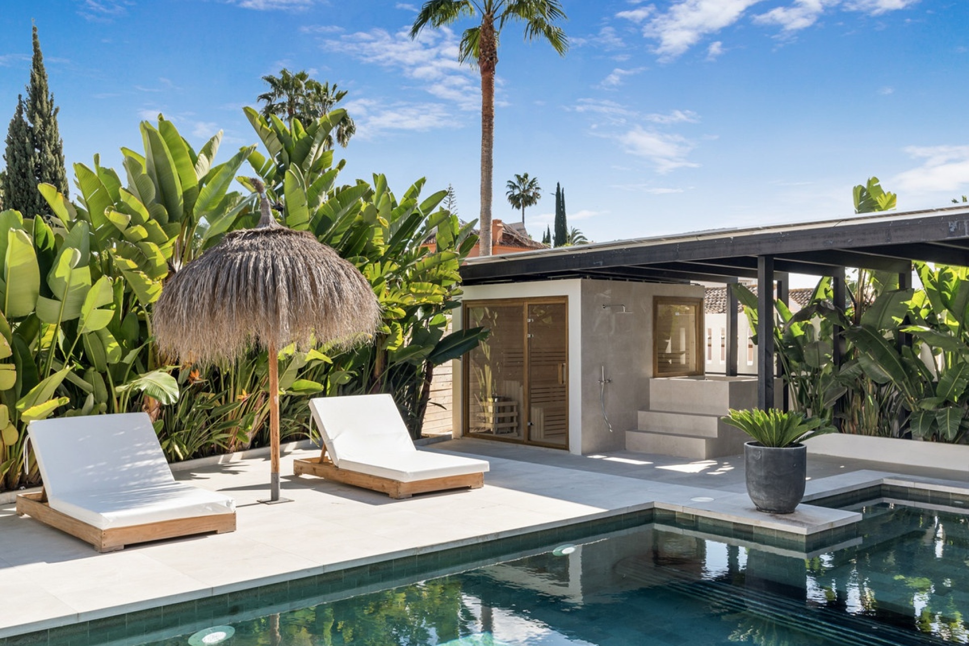 Wiederverkauf - Villa - Marbella - Nueva Andalucía