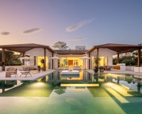 Wiederverkauf - Villa - Marbella - Nueva Andalucía