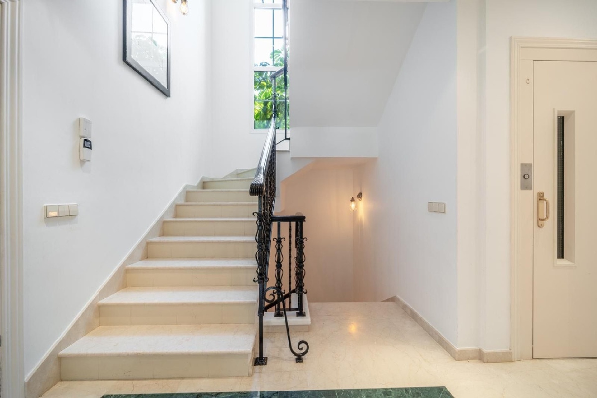 Wiederverkauf - Villa - Marbella - Nueva Andalucía