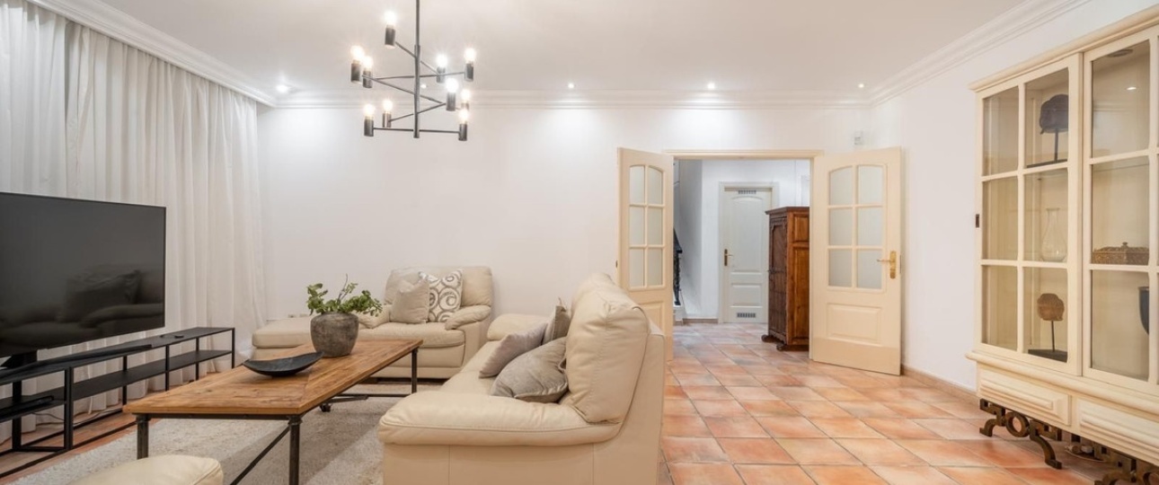 Wiederverkauf - Villa - Marbella - Nueva Andalucía