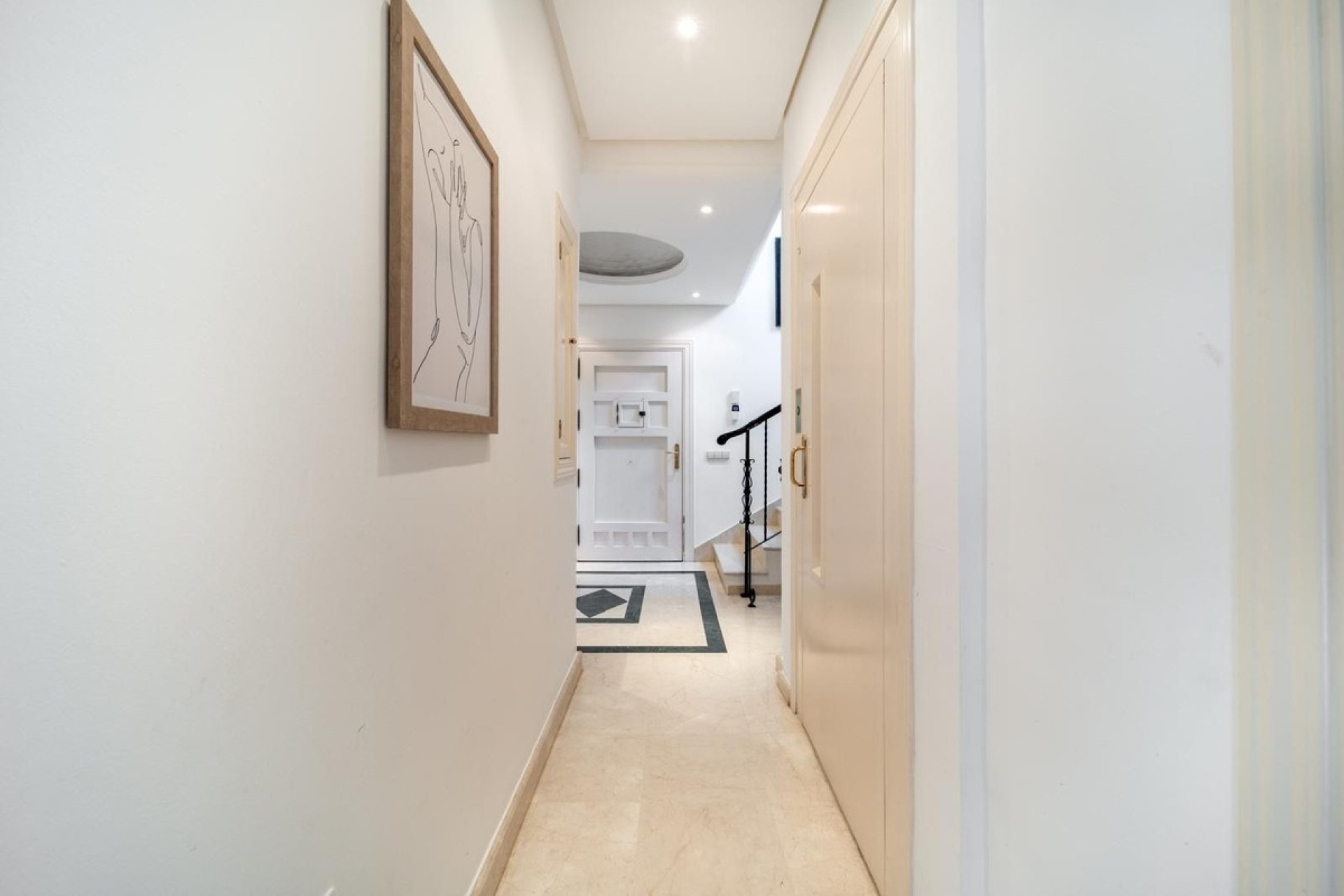 Wiederverkauf - Villa - Marbella - Nueva Andalucía