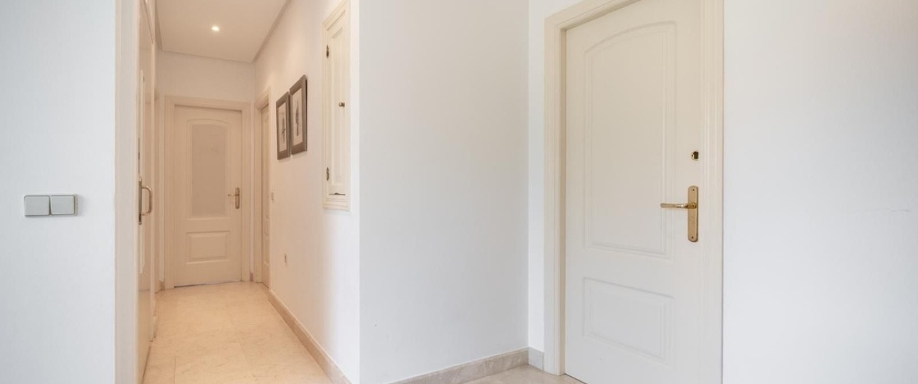 Wiederverkauf - Villa - Marbella - Nueva Andalucía
