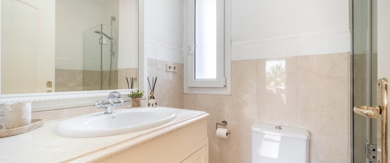 Wiederverkauf - Villa - Marbella - Nueva Andalucía