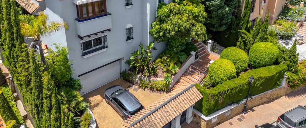 Wiederverkauf - Villa - Marbella - Nueva Andalucía