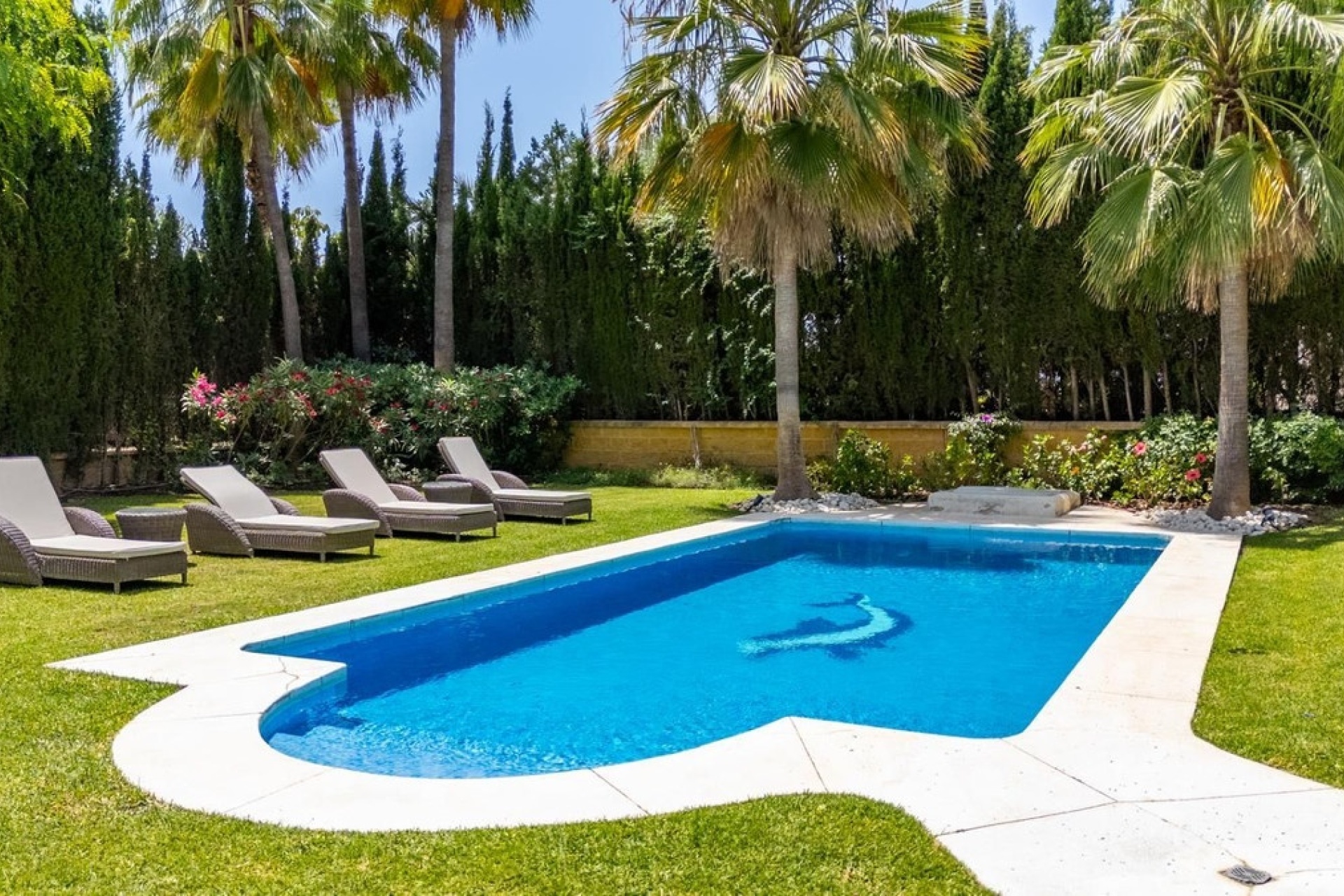 Wiederverkauf - Villa - Marbella - Nueva Andalucía