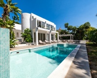 Wiederverkauf - Villa - Marbella - Nueva Andalucía