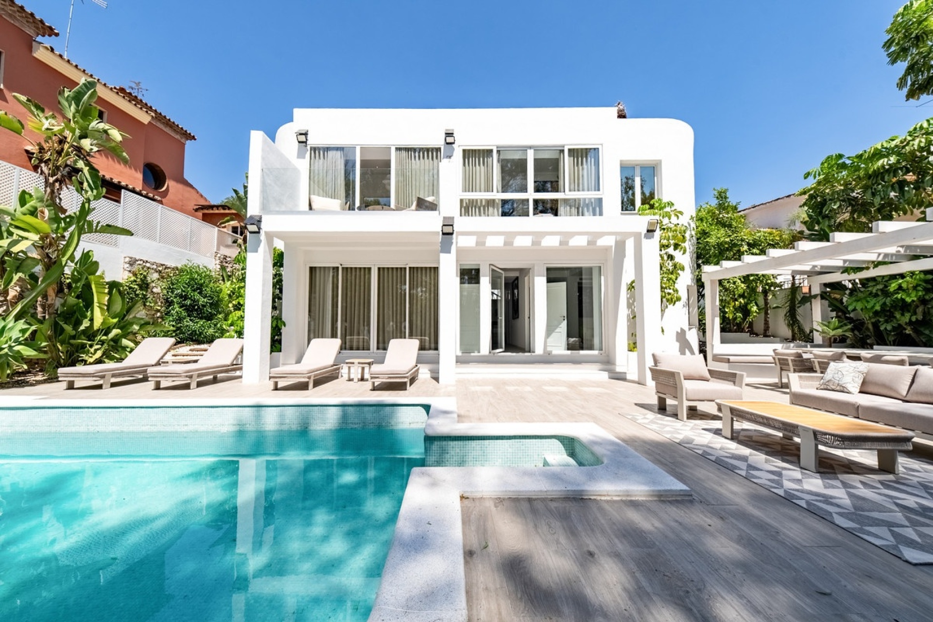 Wiederverkauf - Villa - Marbella - Nueva Andalucía