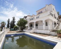 Wiederverkauf - Villa - Marbella - Nueva Andalucía