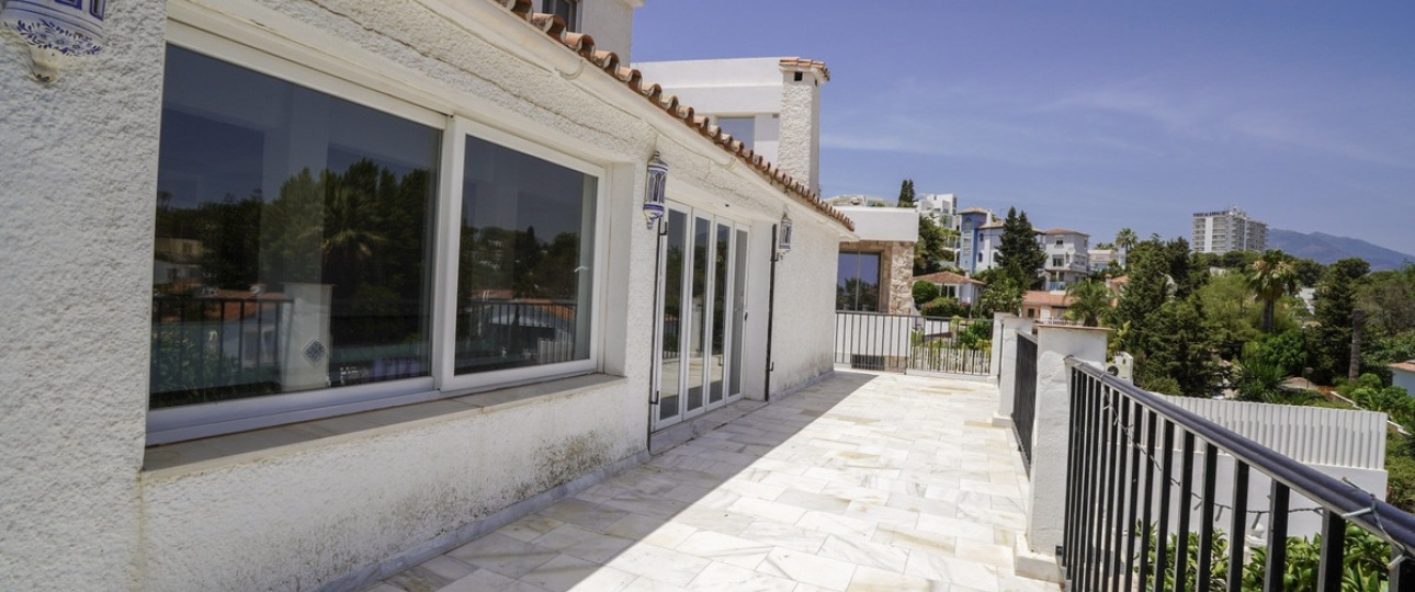 Wiederverkauf - Villa - Marbella - Nueva Andalucía