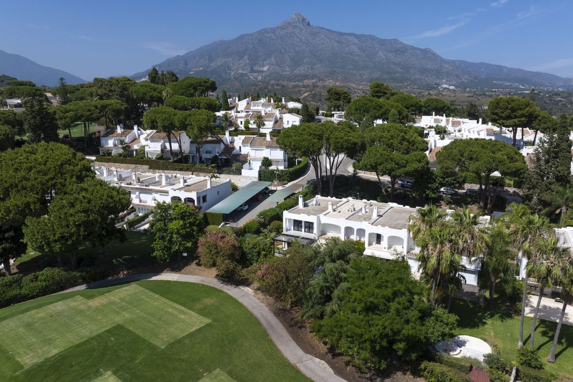 Wiederverkauf - Villa - Marbella - Nueva Andalucía