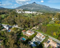 Wiederverkauf - Villa - Marbella - Nueva Andalucía