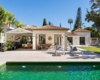 Wiederverkauf - Villa - Marbella - Nueva Andalucía