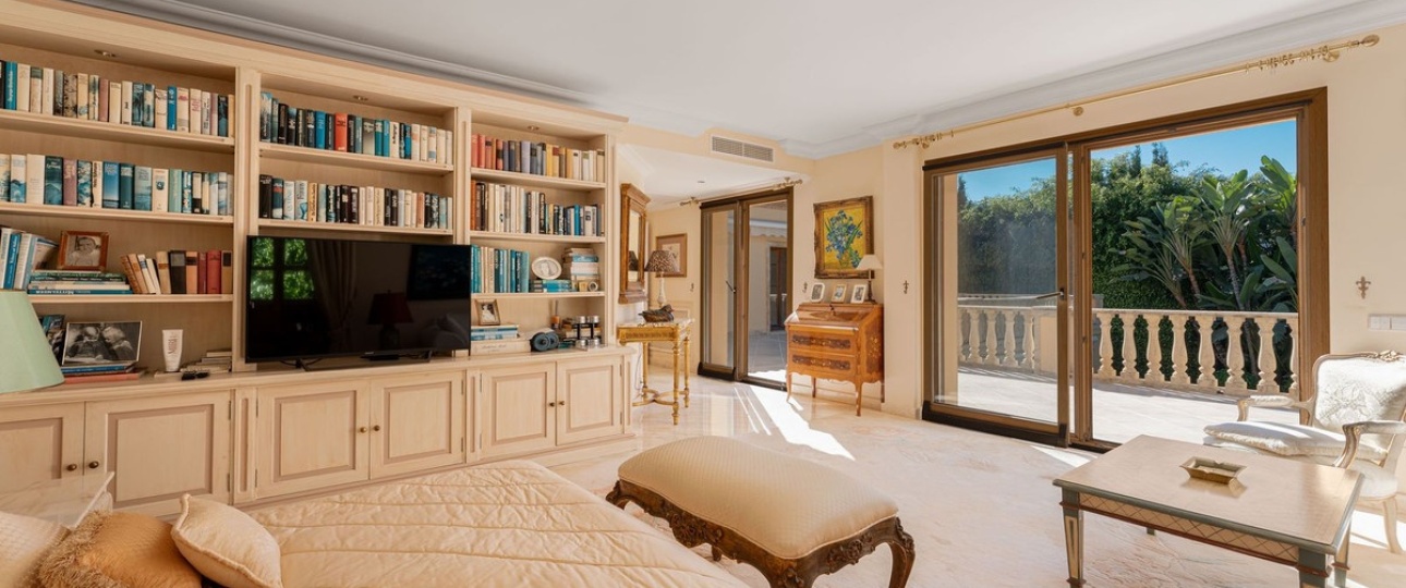Wiederverkauf - Villa - Marbella - Nueva Andalucía