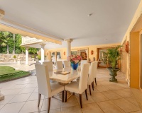 Wiederverkauf - Villa - Marbella - Nueva Andalucía