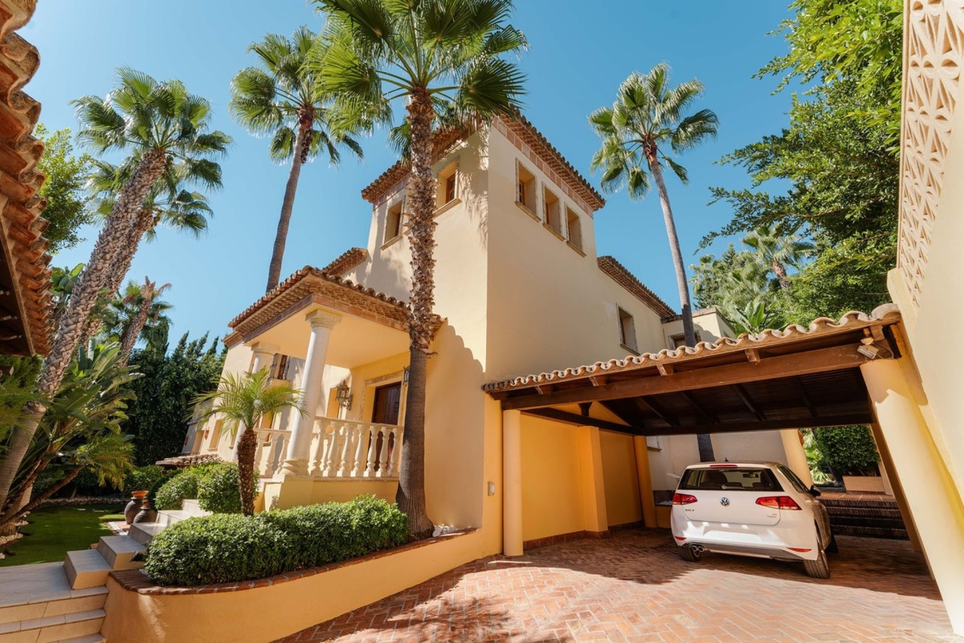 Wiederverkauf - Villa - Marbella - Nueva Andalucía