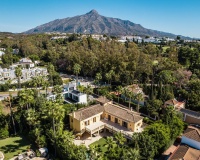 Wiederverkauf - Villa - Marbella - Nueva Andalucía