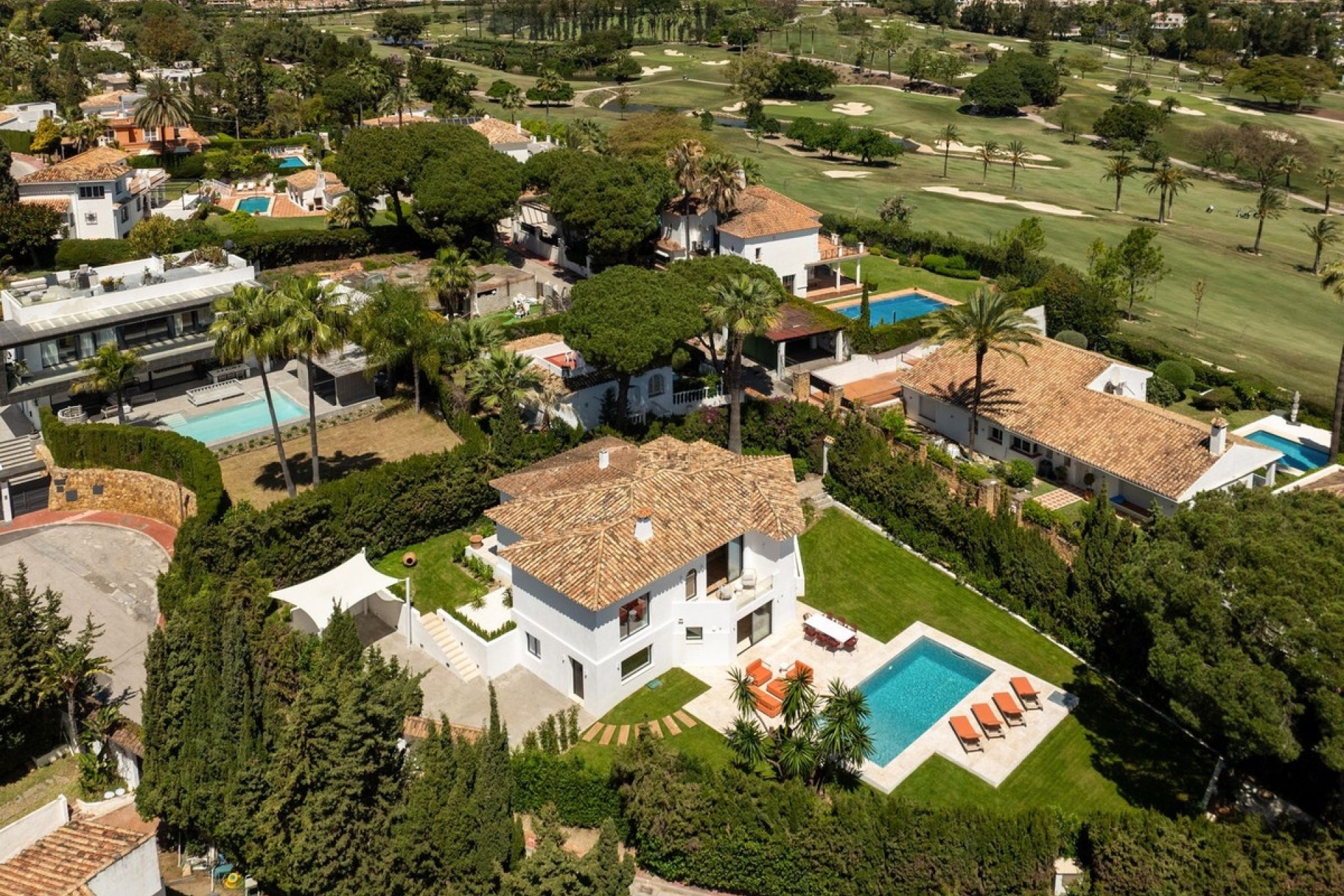 Wiederverkauf - Villa - Marbella - Nueva Andalucía