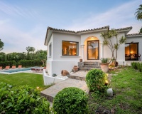 Wiederverkauf - Villa - Marbella - Nueva Andalucía