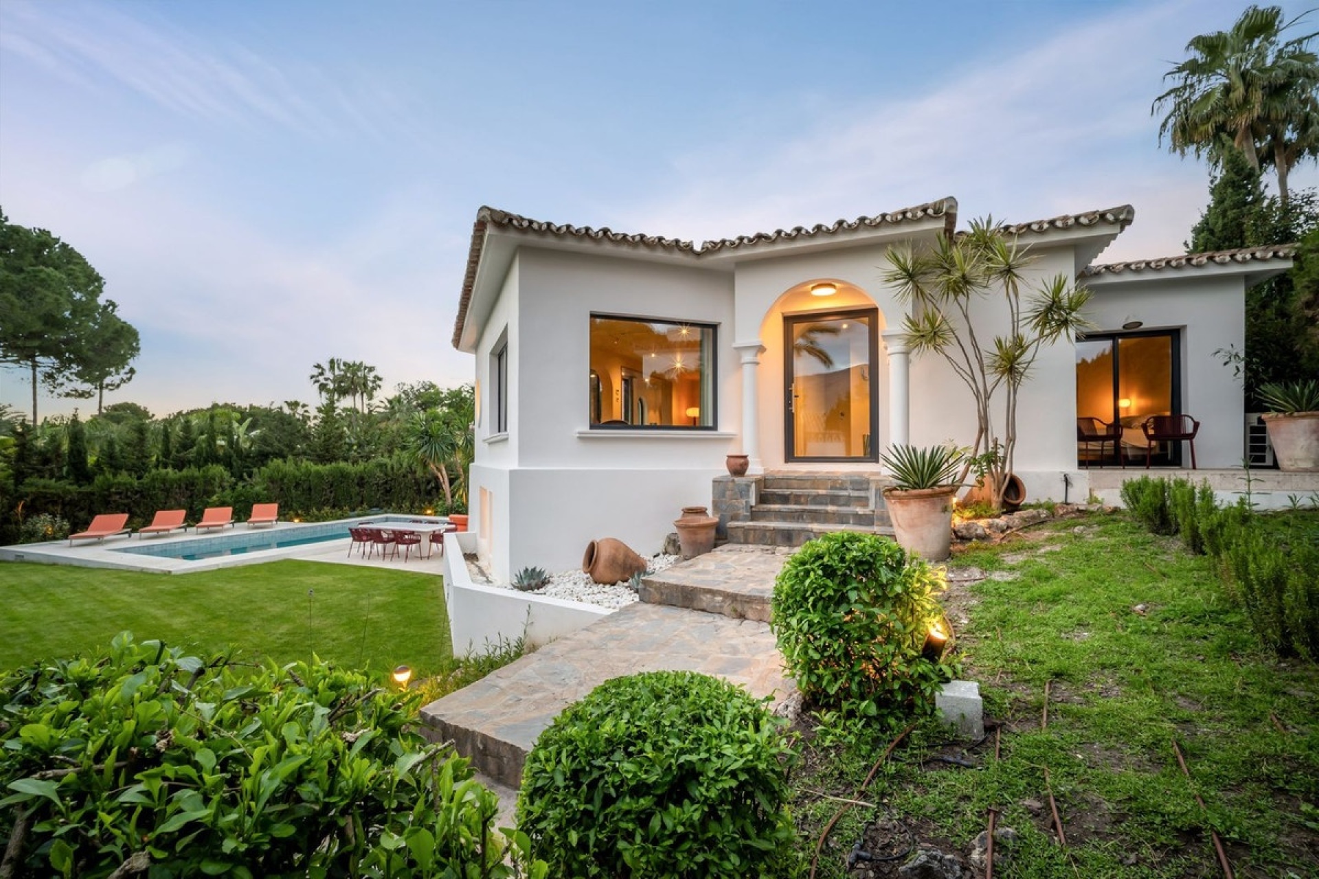Wiederverkauf - Villa - Marbella - Nueva Andalucía