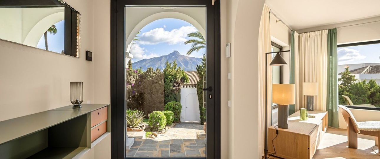 Wiederverkauf - Villa - Marbella - Nueva Andalucía
